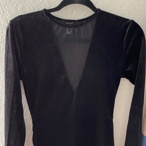 2 dresses black and purple